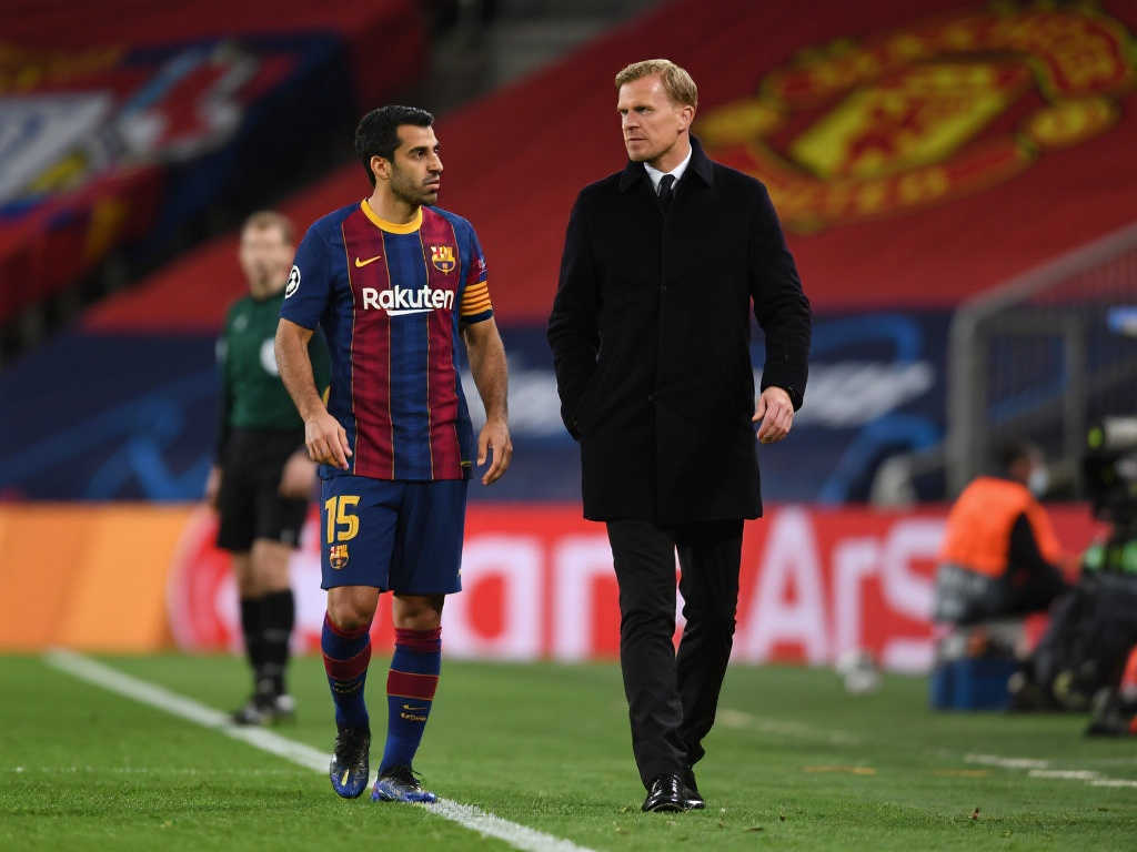 [流言板]药厂看衰哈维与滕哈格巅峰已过，更青睐小法这样的年轻教练